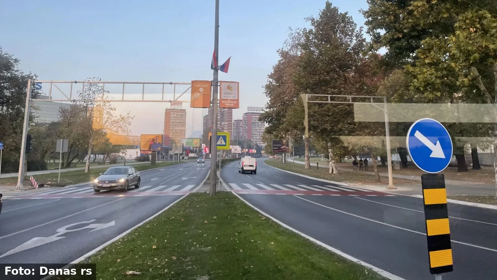 Grad će ipak graditi džinovski jarbol na Ušću: Banalna manifestacija nacionalizma dok Beograd grca u dugovima
