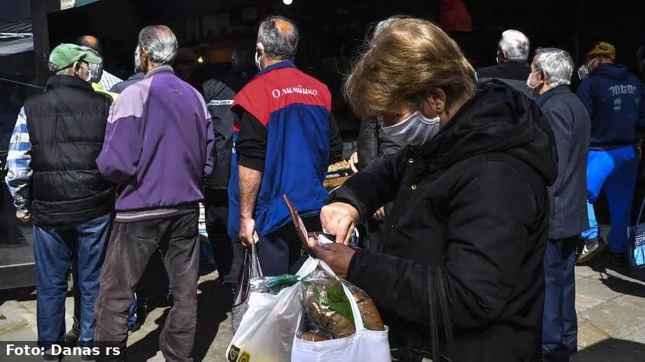 Istraživanje: Kolika je medijalna plata, a koliko je potrebno za život?