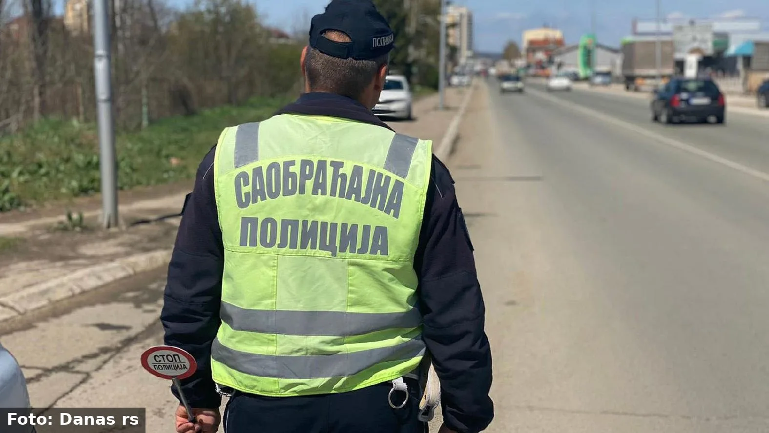 MUP od danas vrši kontrolu korišćenja mobilnih telefona u vožnji, ali i pri prelascima kolovoza