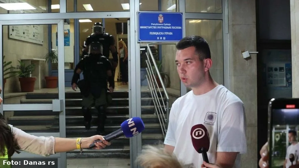 Priveden student u Nišu, njegov advokat tvrdi da ne postoji osnov za zadržavanje
