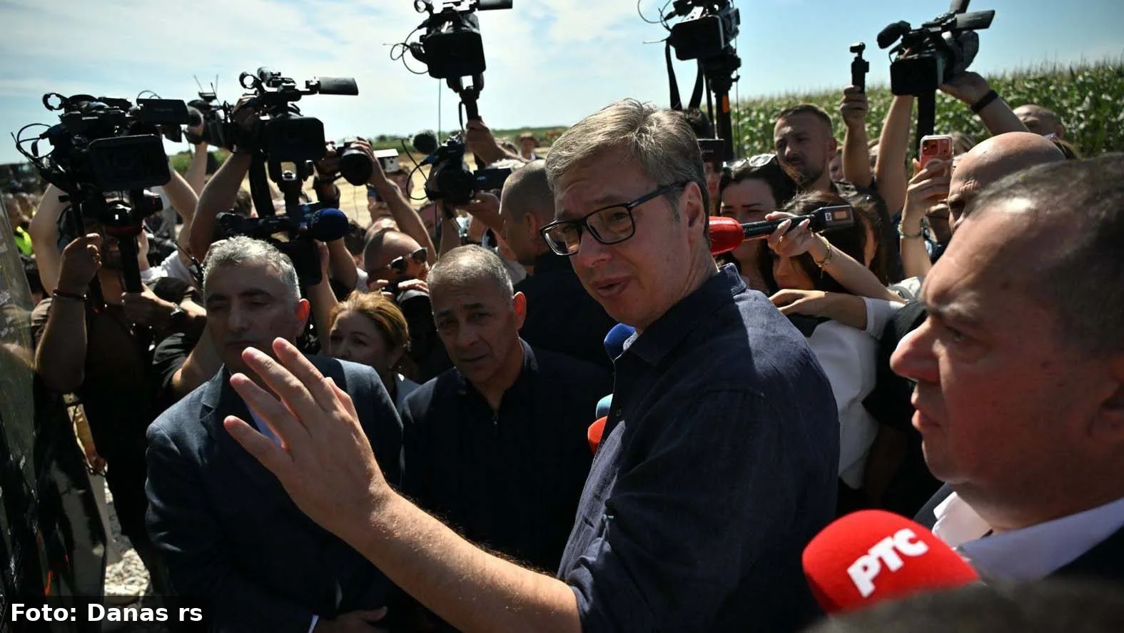 U septembru zabeleženo 108 verbalnih napada državnih i stranačkih funkcionera na novinare i medije